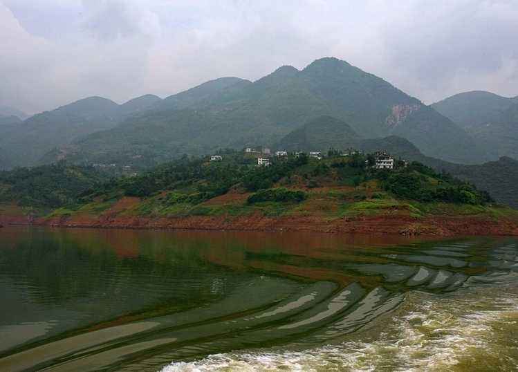 咸寧通山盤(pán)龍溪漂流