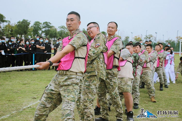 武漢天河機(jī)場(chǎng)安康杯拔河比賽